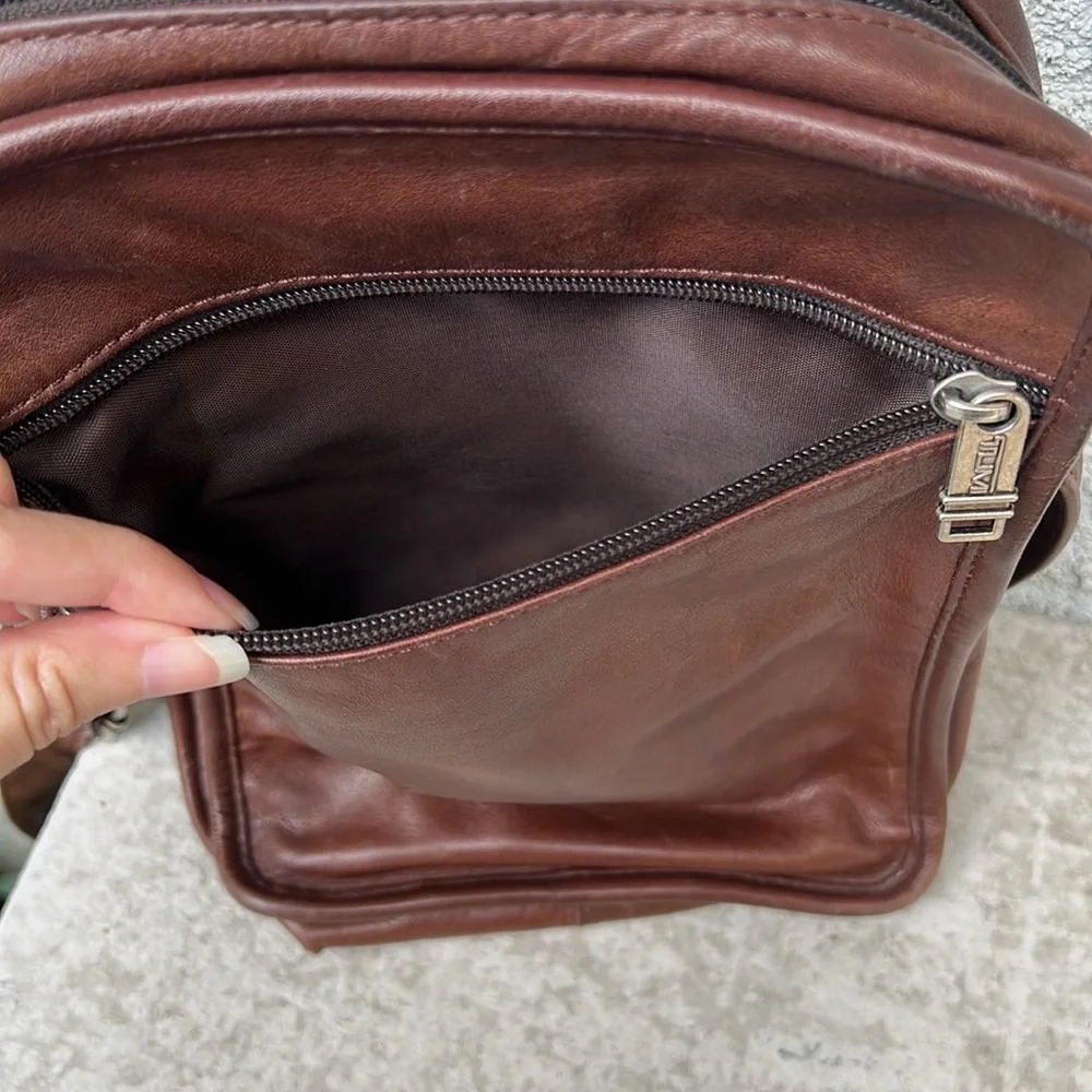 Vintage Tumi Messenger Bag Saddle Travel Sling Crossbody Purse Brown Leather